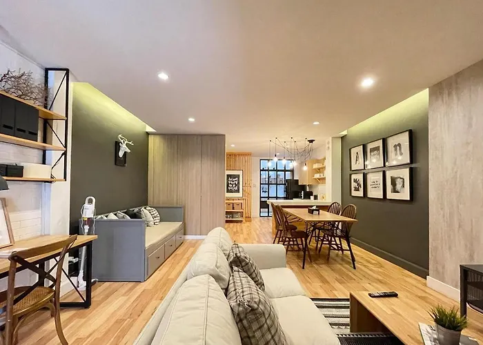 Velin Samsen - Entire House With 3 Bedrooms Near Old Town *